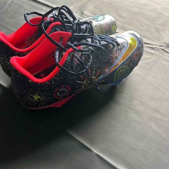 Nike 4th of July cleats - Picture 4 of 4